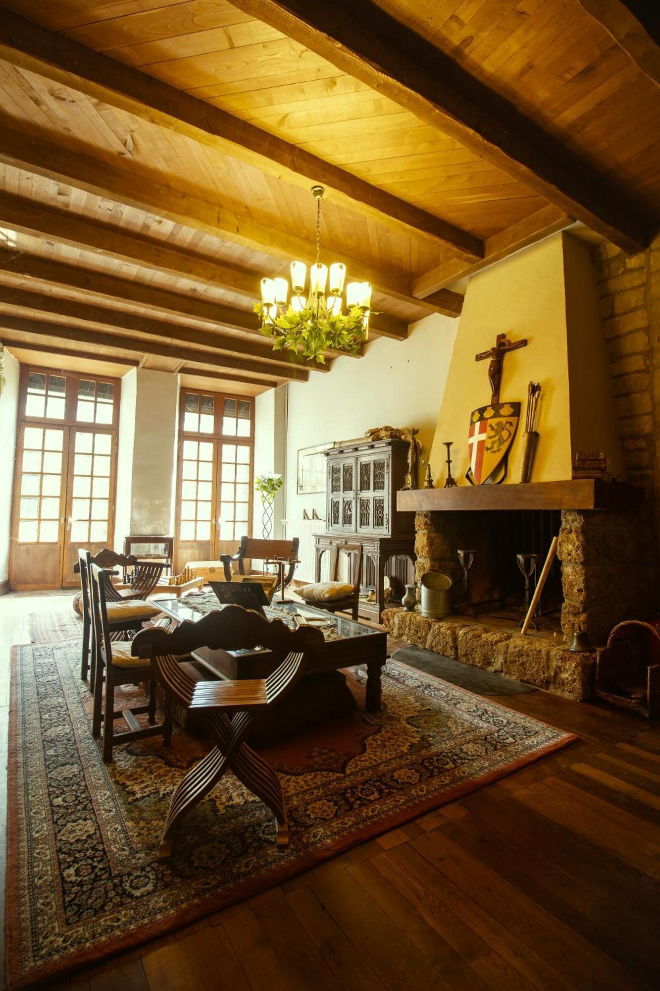 Le Chateau De Sorgues Cornus Zewnętrze zdjęcie
