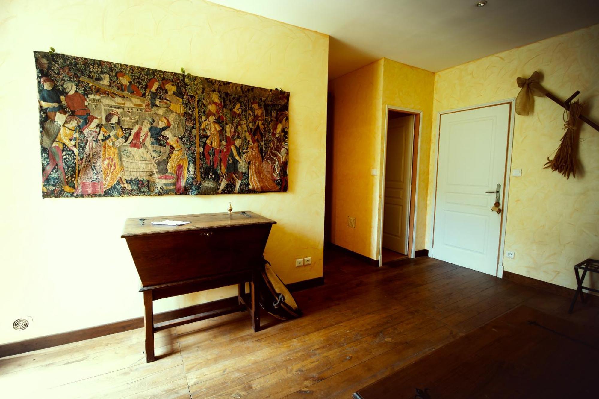 Le Chateau De Sorgues Cornus Zewnętrze zdjęcie