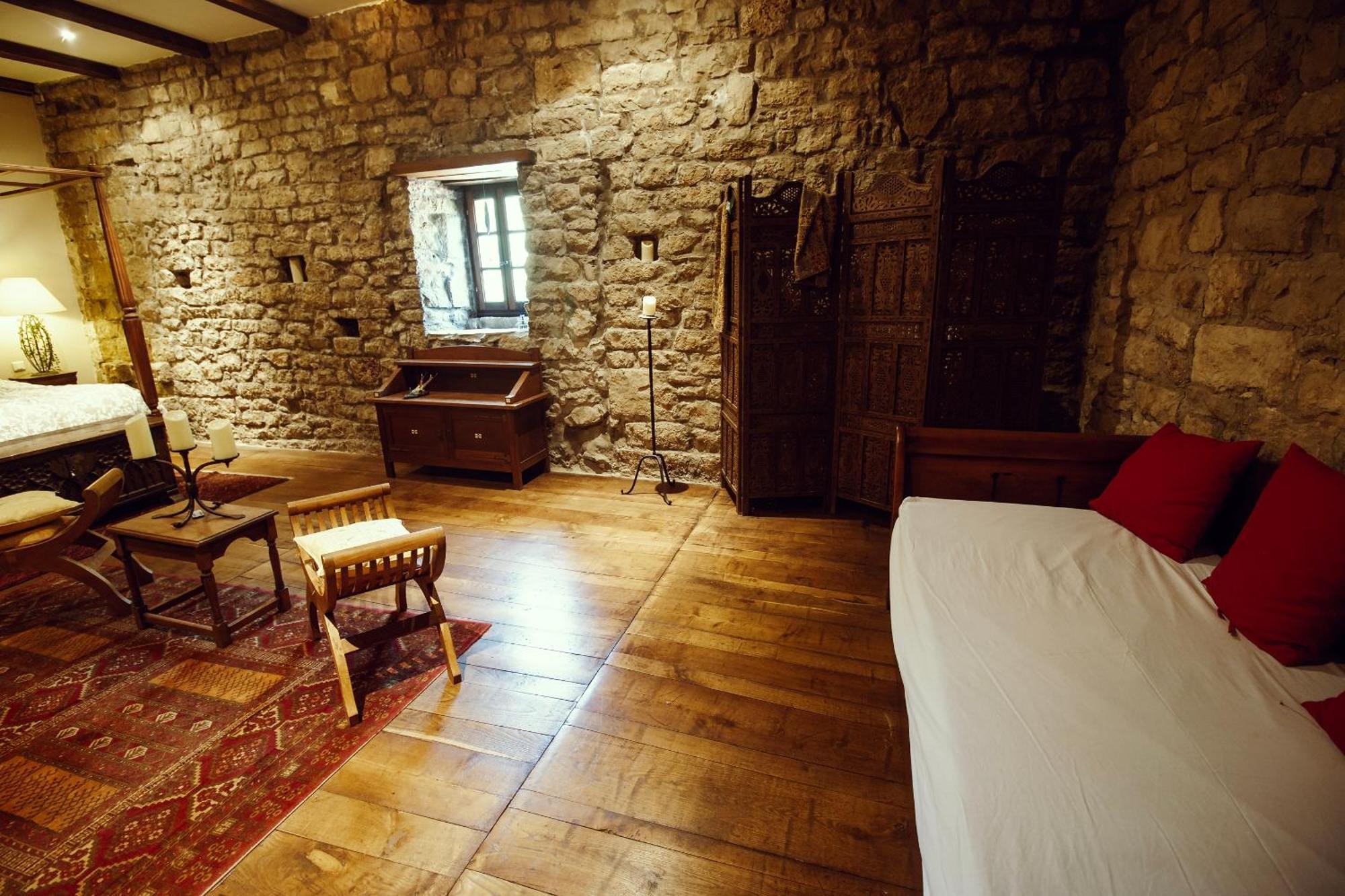 Le Chateau De Sorgues Cornus Zewnętrze zdjęcie